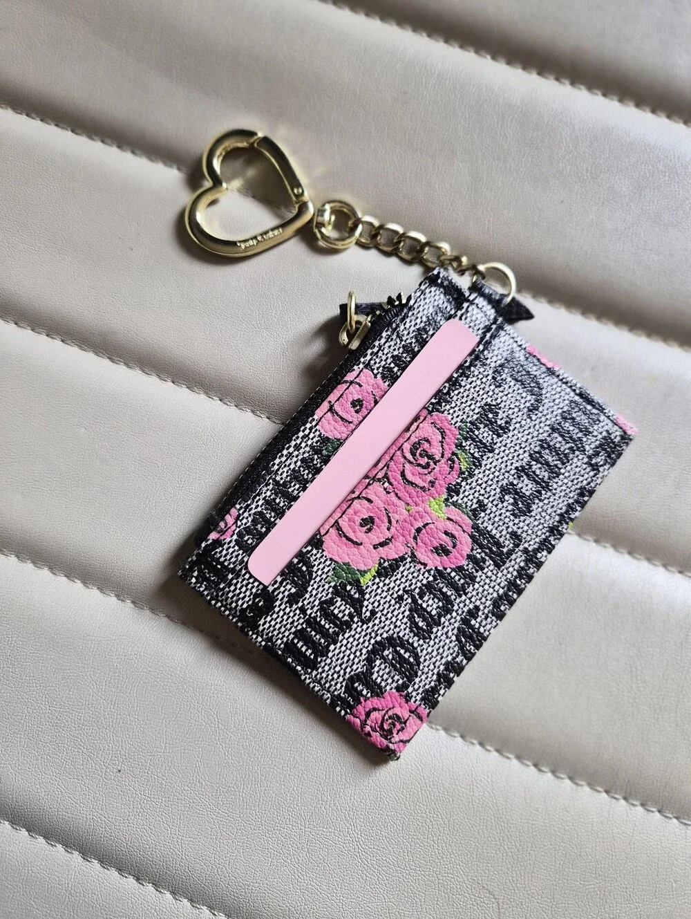 Juicy Couture compact juicy